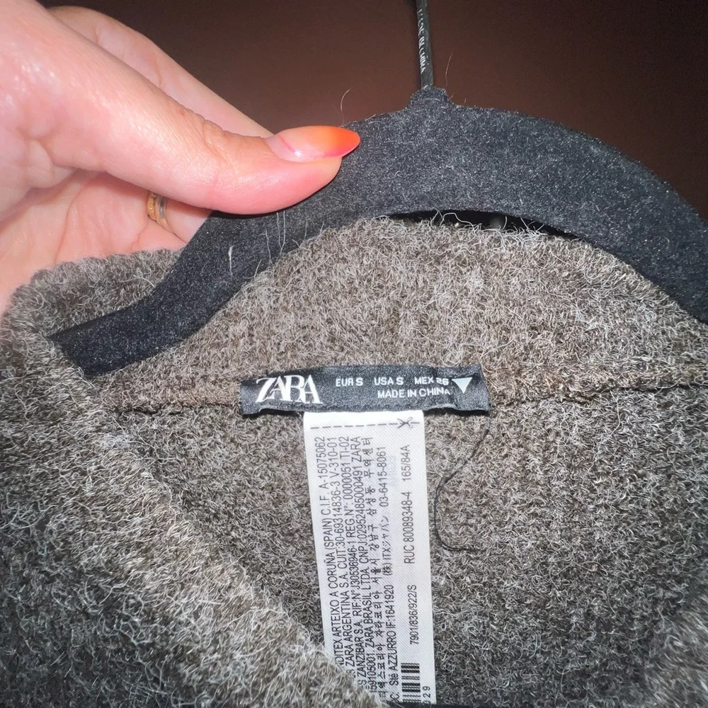 Zara - Cropped Dark Gray Knit Sweater with Rhinestone Fringe